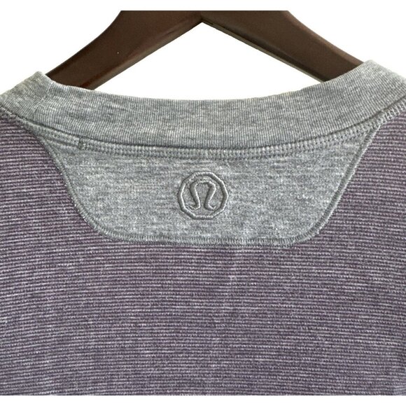 Lululemon Sweater Mens purple & Grey Performance Activewear Top reversable - Picture 4 of 12